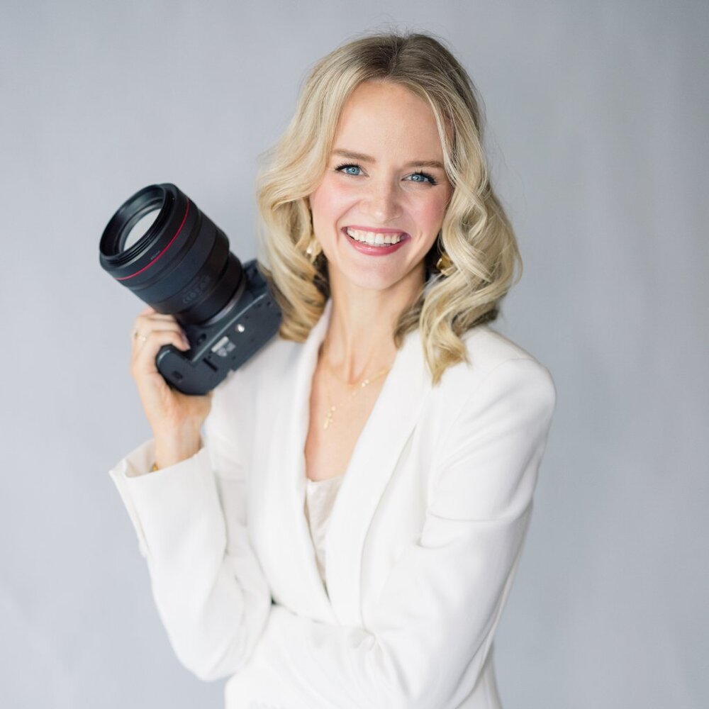 Meet your Posher, Elizabeth